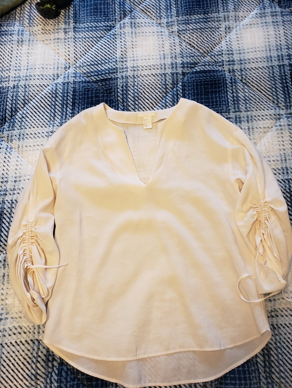 H&M Light Cream V-Neck Blouse with Ruched Tie Sleeves